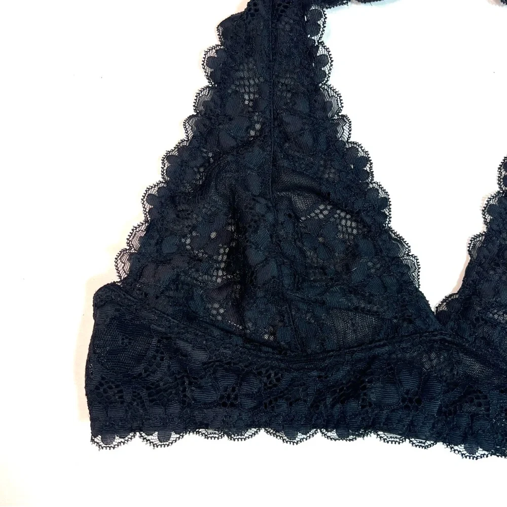 Free People Intimately Halter Black Lace Bralette Size Large